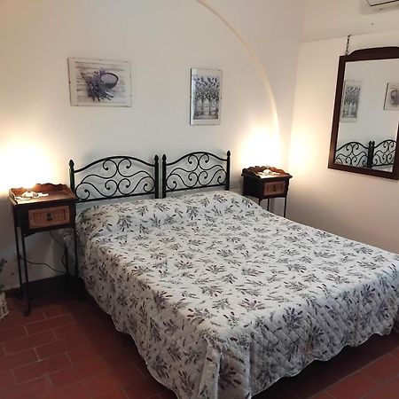 Agriturismo La Burraia Vicino A San Gimignano Gambassi Terme Exteriér fotografie